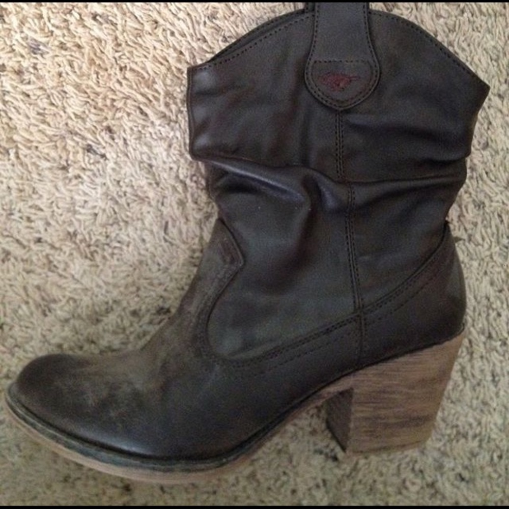 Rocket dog booties👢
